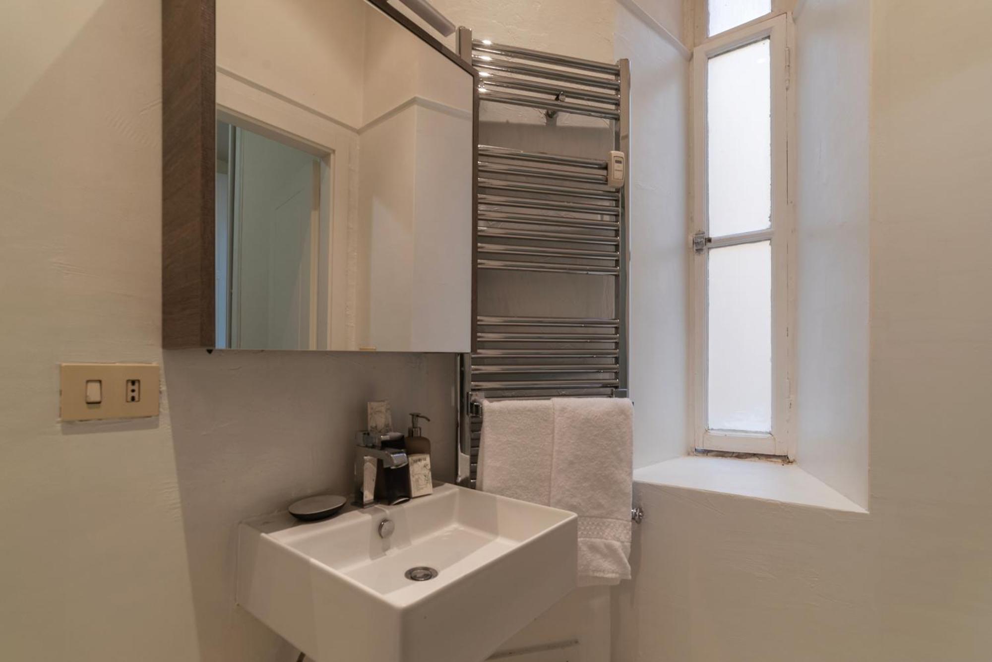 Appartamento Joivy Charming 3br Flat Near The Vatican